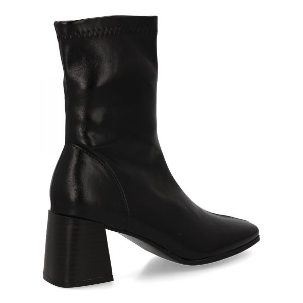 DB-5545-Negro