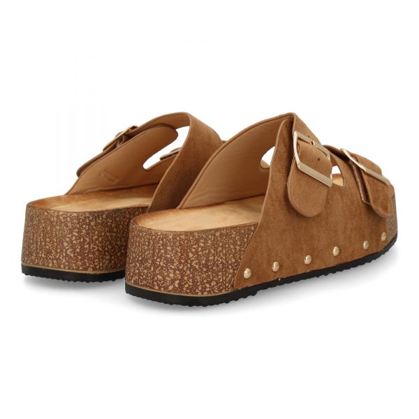 L-5323-Camel